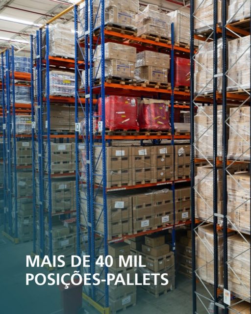 Na BrasMundi, capacidade de armazenagem significa ter estrutura para acompanhar o ritmo da sua operação, organizar estoques e dar suporte à movimentação das suas mercadorias.

São mais de 40 mil posições-pallets à disposição de empresas que precisam crescer no Nordeste com planejamento e confiança.

Espaço de sobra para o seu negócio seguir em frente.

BrasMundi. 25 anos ao lado de quem segue em frente.
Acesse o link da BIO e saiba mais.